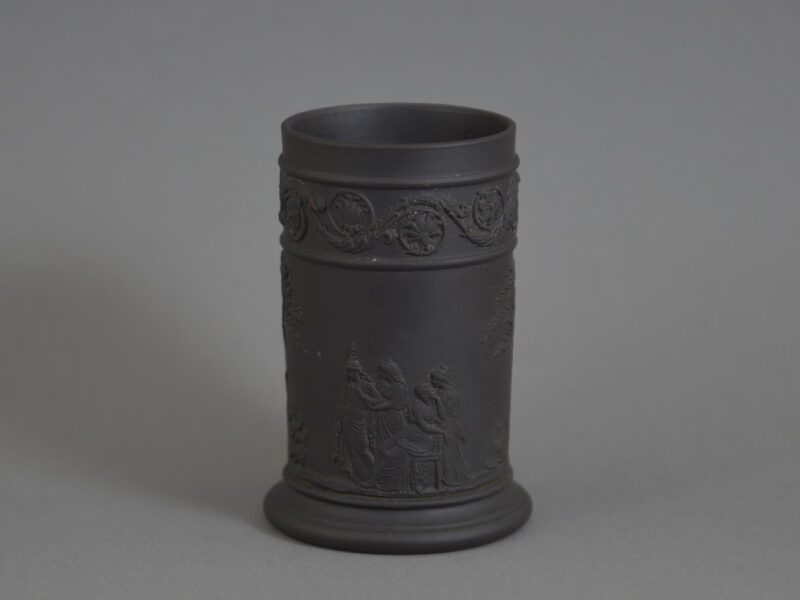wedgwood black basalt vase 10