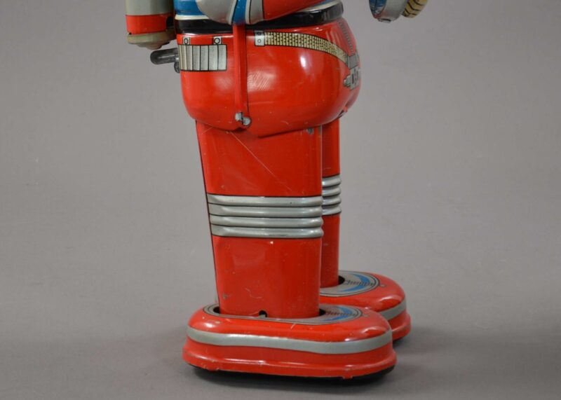 daiya moon astronaut (13)