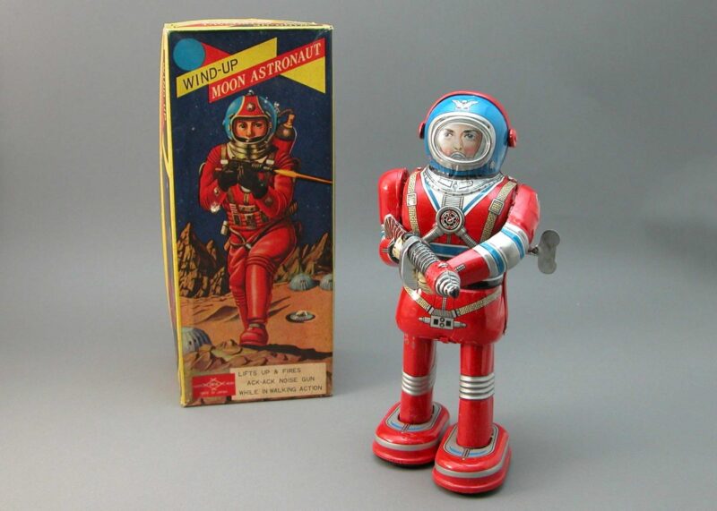 daiya moon astronaut