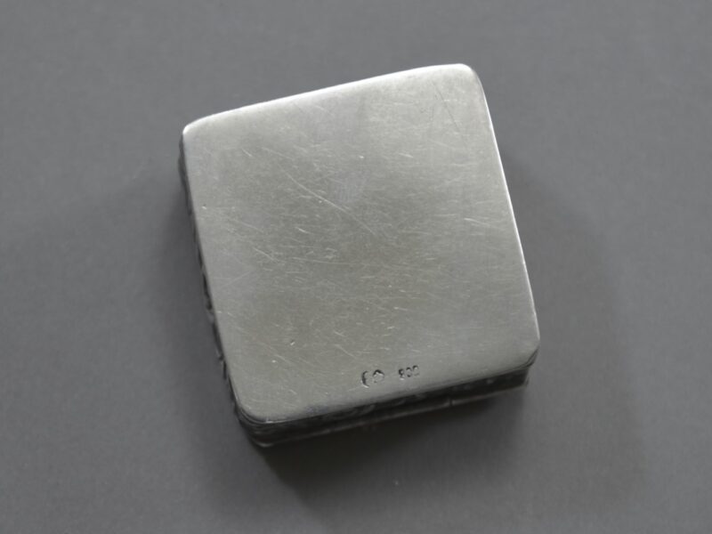 german 800 silver fishing snuff box (3)