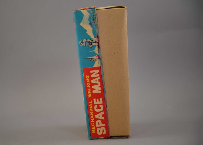 yoneya mechanical walking space man (12)