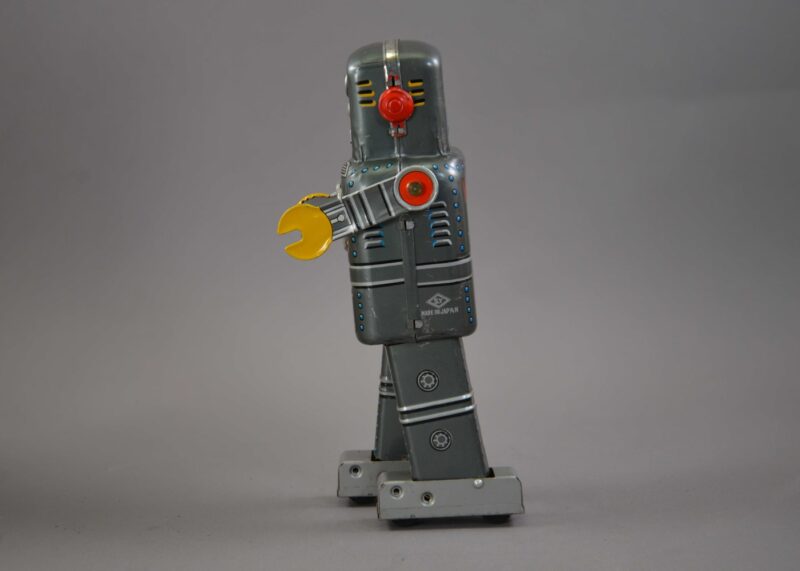 yoneya mechanical walking space man (5)