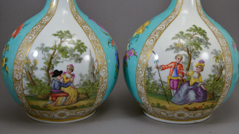 a-helena-wolfsohn-mantle-vases