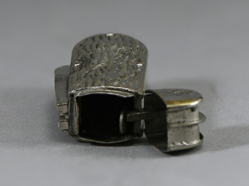 silverplate jackknife vesta case (7)