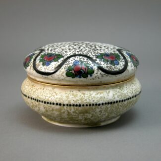 amphora rose dresser box