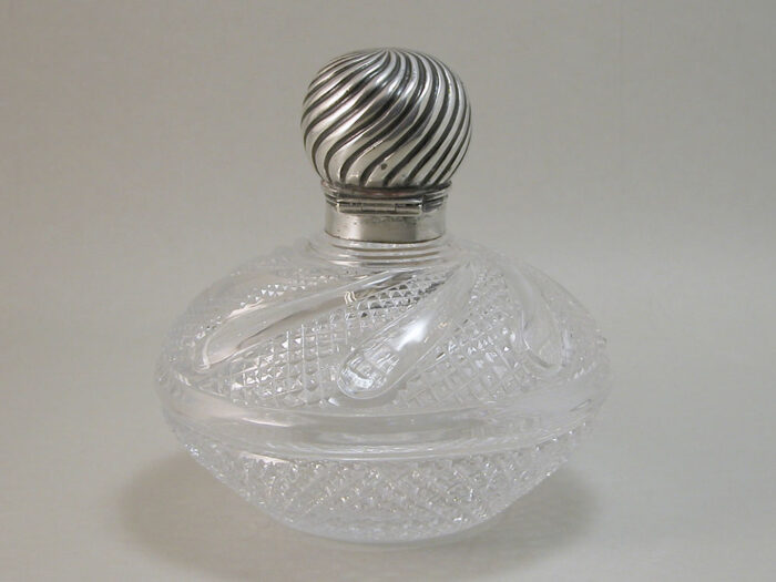 Hilliard & Thomason Hinged Lid Perfume