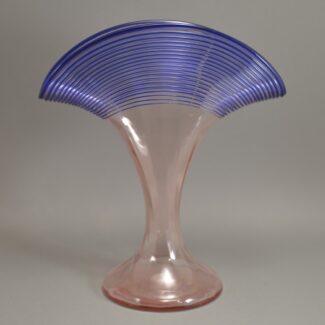 kralik fan vase