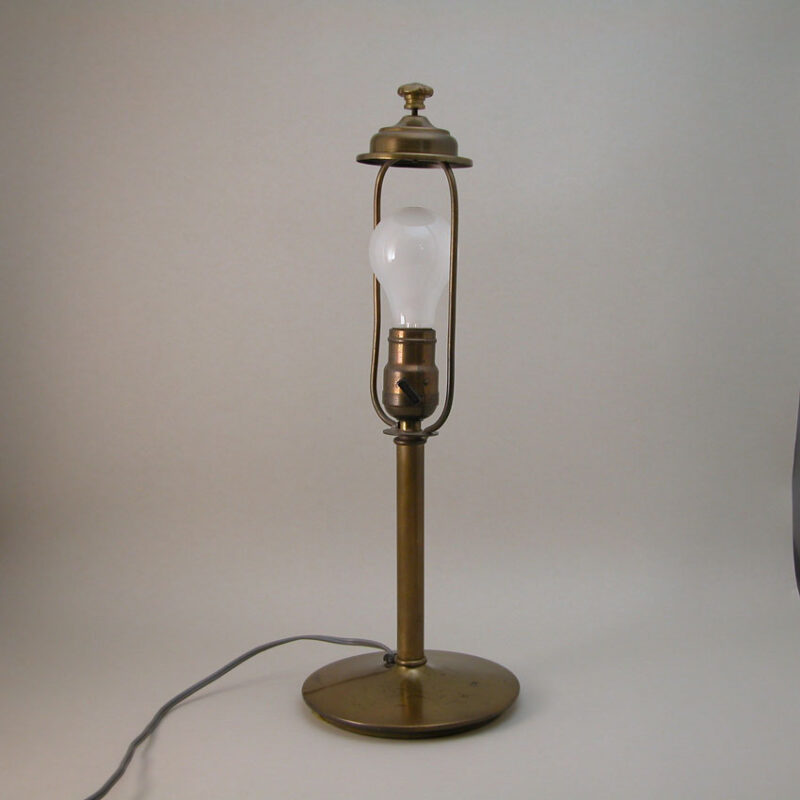 pittsburgh lamp red fleur de lys (4)