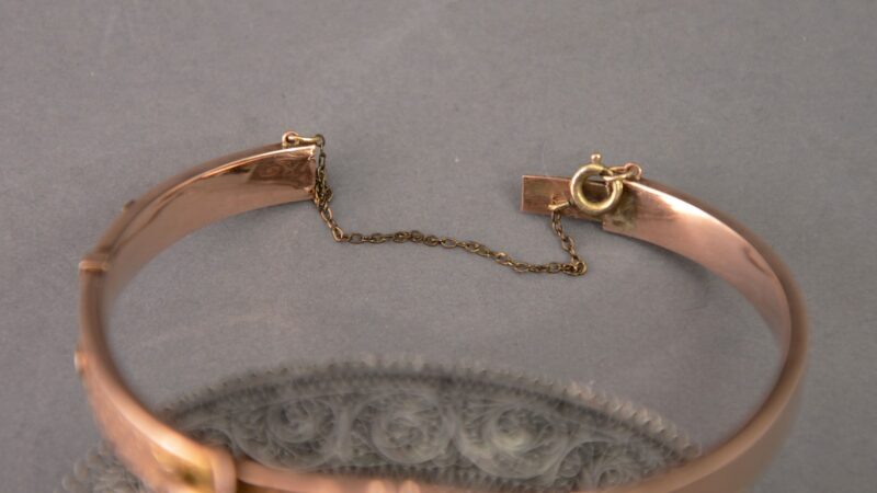 stainton brothers gold buckle bracelet (9) stainton brothers gold buckle bracelet (9)