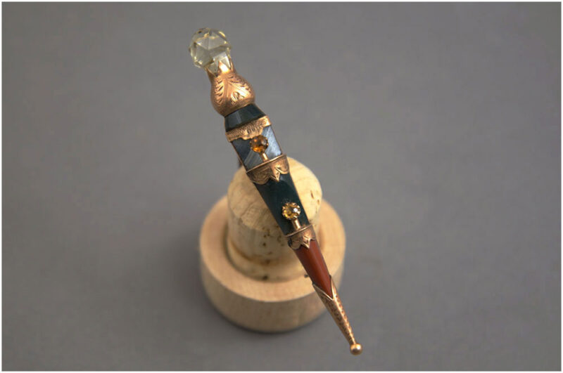 Scottish Dirk Kilt Pin