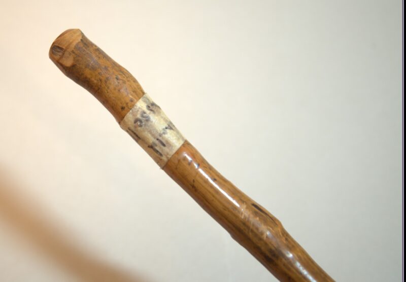 folk art cane burl carved face (5)