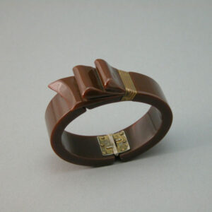 Chocolate Brown Bakelite Bracelet in the form of a Ribbon