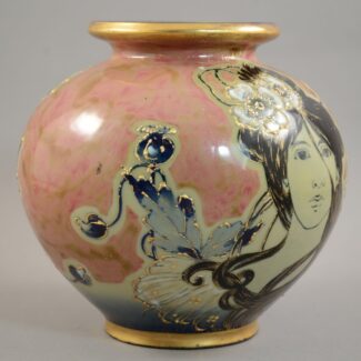 rsk amphora kannhauser portrait vase 2