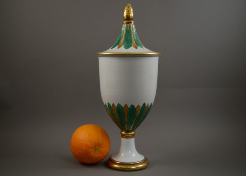 zaccagnini covered urn