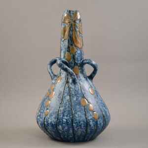 amphora chestnut vase (1)