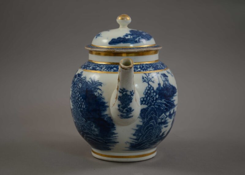 caughley fenced garden teapot (6)