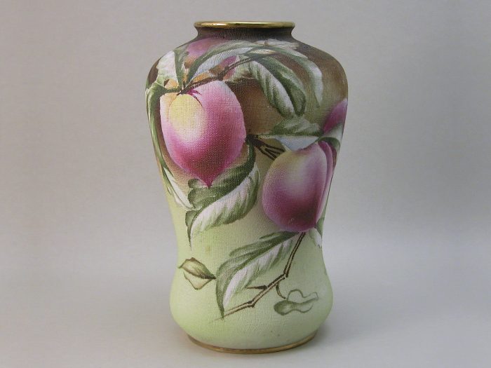 nippon peach tapestry vase