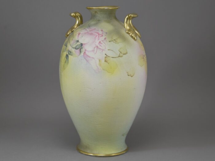 nippon rose tapestry vase (7)
