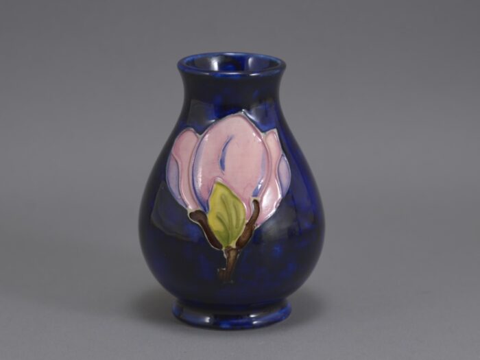moorcroft magnolia vase (6)