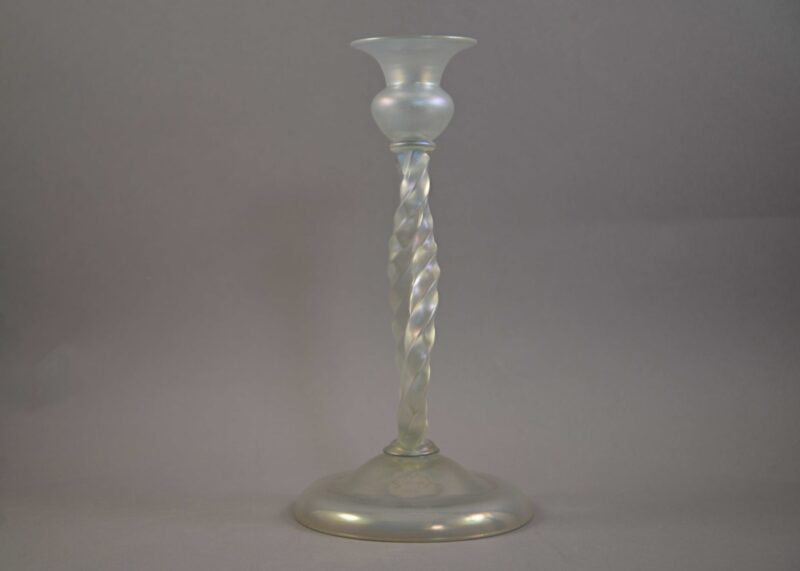 steuben verre de soie candlestick 5092 (2) steuben verre de soie candlestick 5092 (2)