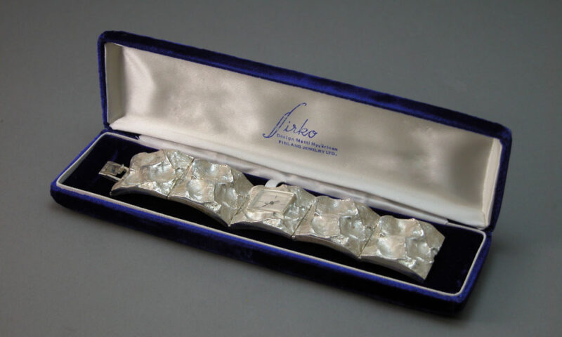 sirokoru matti juhani hyvarinen watch ring (2) sirokoru matti juhani hyvarinen watch ring (2)