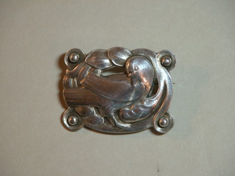 georg jensen 204 dove in wreath brooch sterling silver1 (Medium) (1)