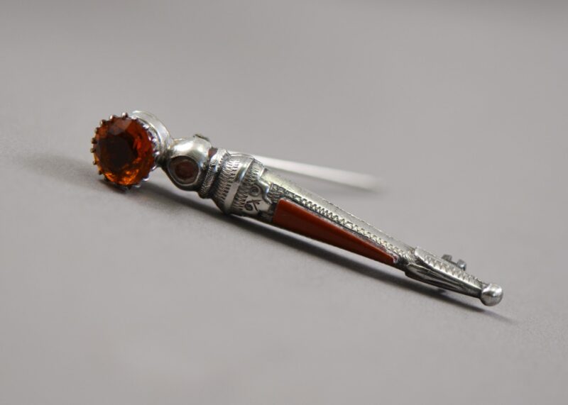 scottish dirk kilt pin silver cairngorm