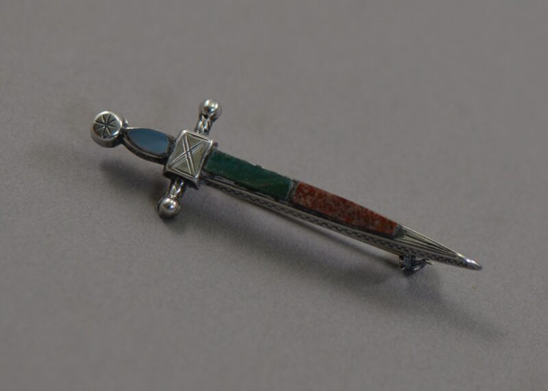 scottish silver disk kilt pin