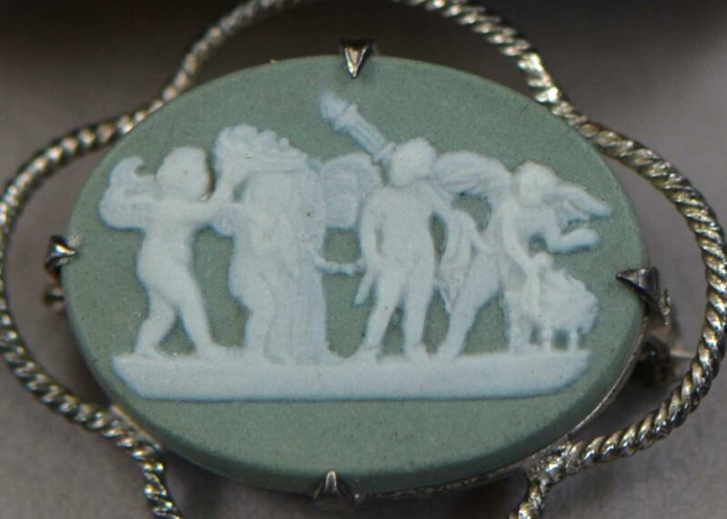 wedgwood brooch sage jasper silver (5)