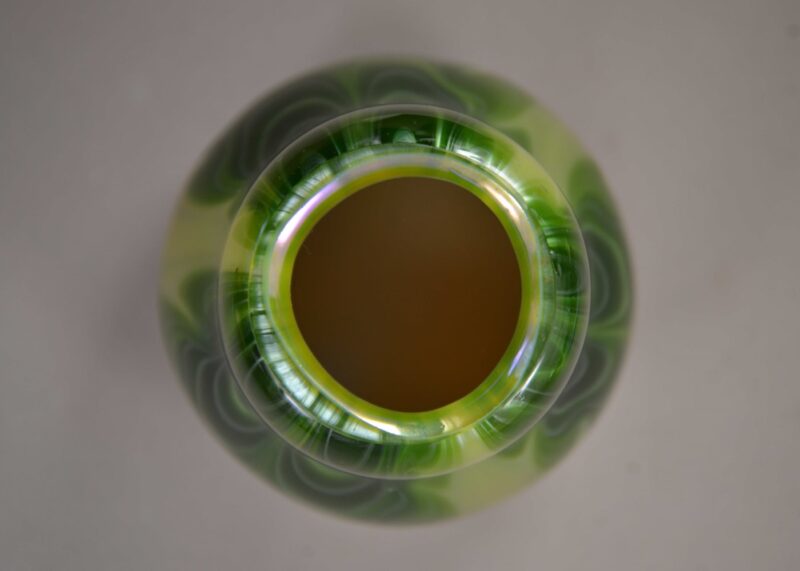 loetz shade titania genre 6388 yellow green (4)