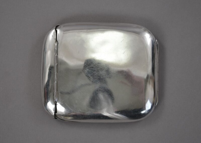 matthews sterling silver flip out flip top cigarette case (3) matthews sterling silver flip out flip top cigarette case (3)