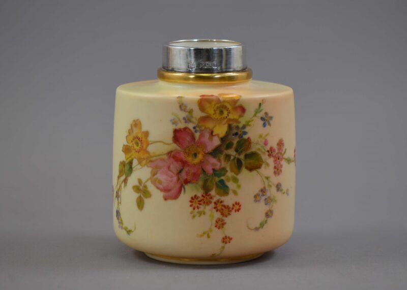 royal worcester blush ivory tea caddy (5)