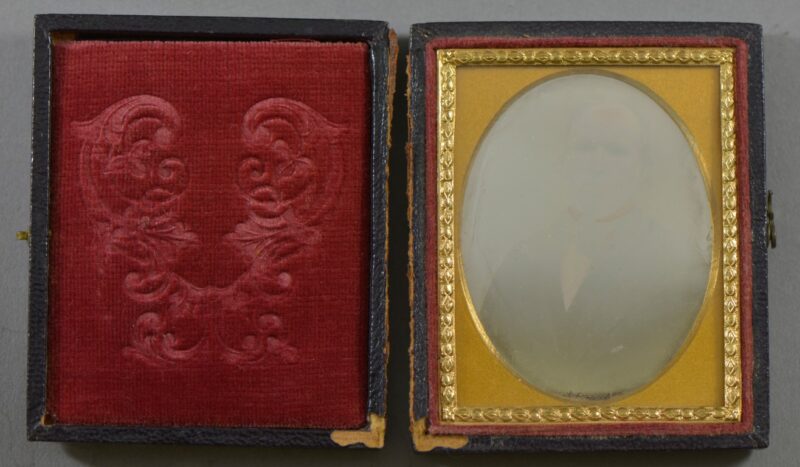 ninth plate daguerreotype portrait male (2)