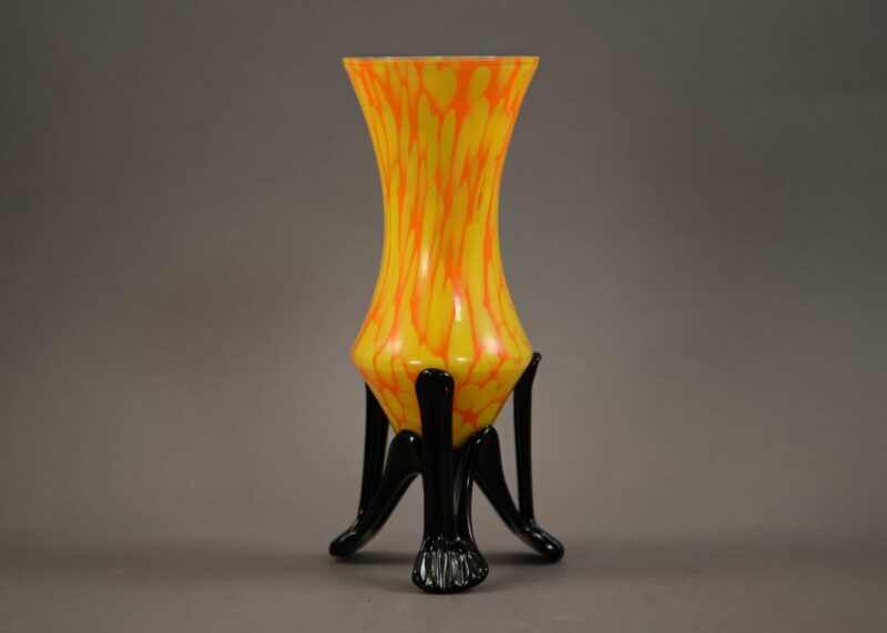 welz tripod tango vase (2)