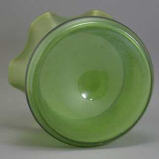 loetz creta glatt ruffled (2)