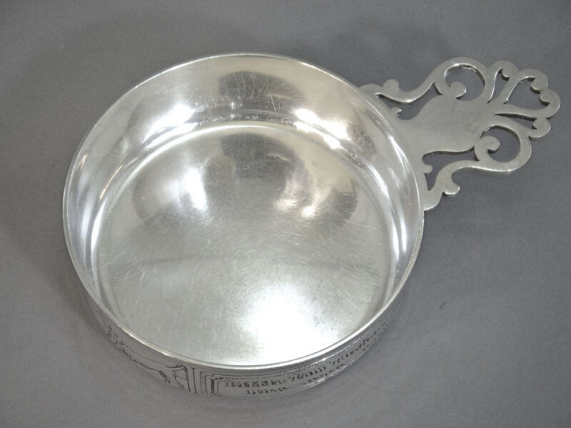 d tiffany dog bowl